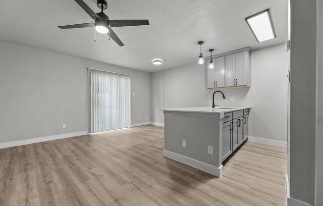 1 bed, 1 bath, 495 sqft, $800, Unit 214