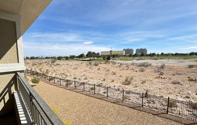 LUXURY 2BEDROOM IN MIRA VILLA W/ STRIP & MTN VIEWS