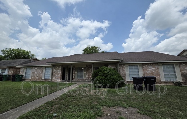12742 SHANNON HLS DR