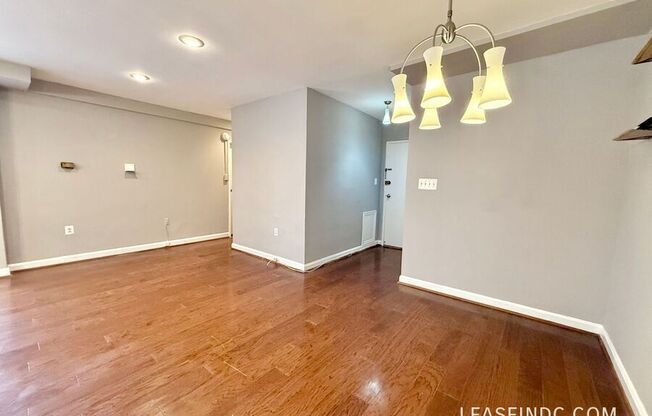 5315 Connecticut Ave NW