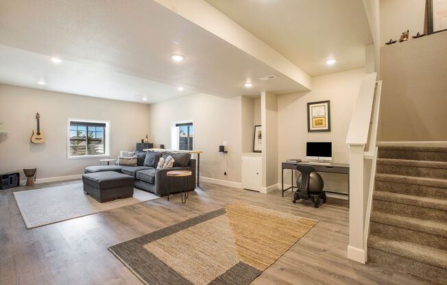 4 beds, 3.5 baths, $3,595