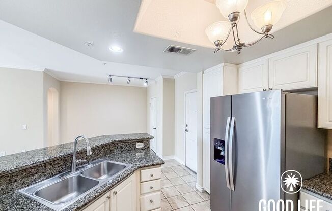 9253 Regents Road A111