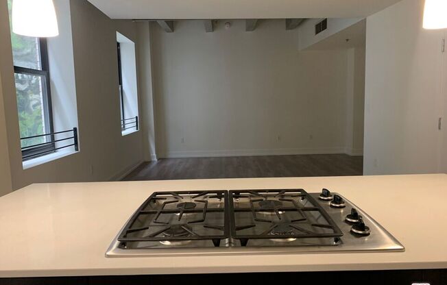 1 bed, 1 bath, 805 sqft, $2,595, Unit 507