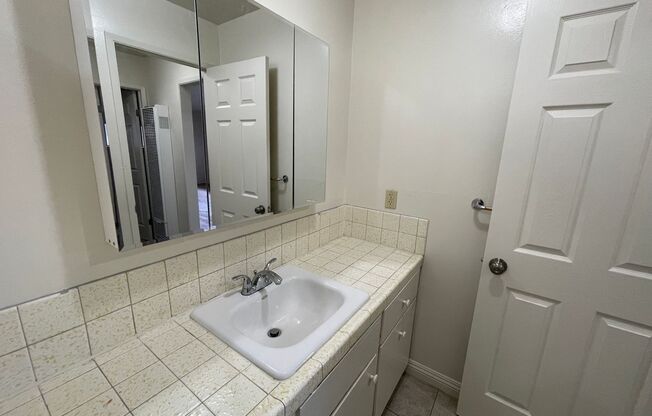 1 bed, 1 bath, 550 sqft, $1,895, Unit 1B