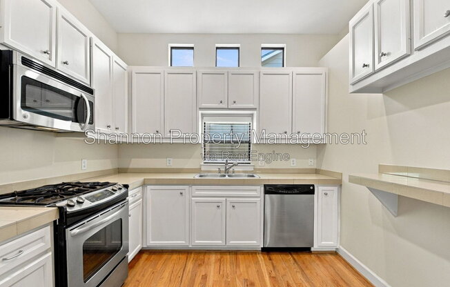 2 beds, 2 baths, 1,501 sqft, $2,150, Unit 805