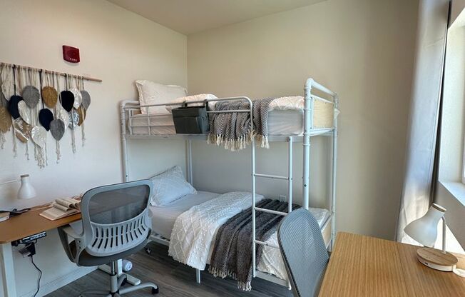 1 bed, 1 bath, 437 sqft, $2,795, Unit 302