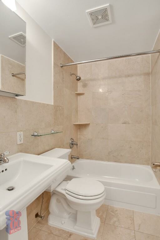 416 E 13th Street