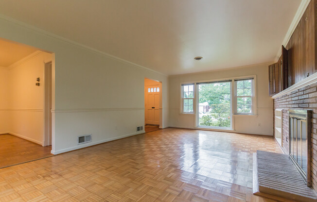 Fantastic Ranch in Convenient Location!