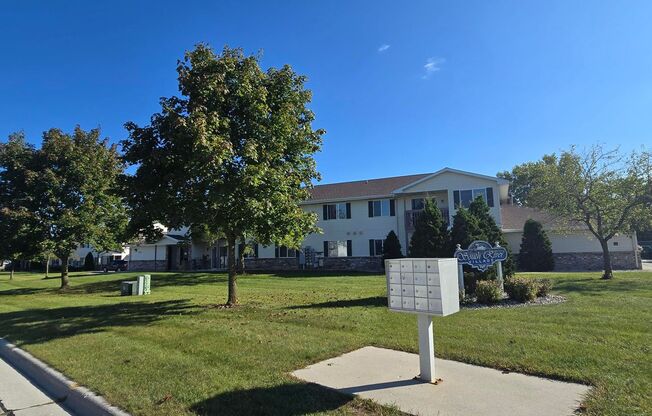 2 beds, 1 bath, 856 sqft, $1,269, Unit PL   2203