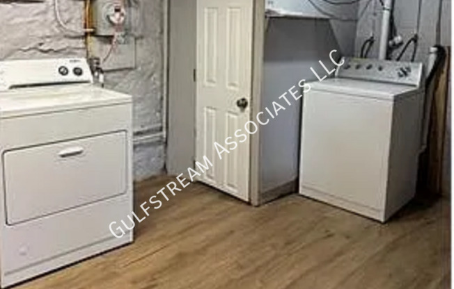 104 N CULVER ST