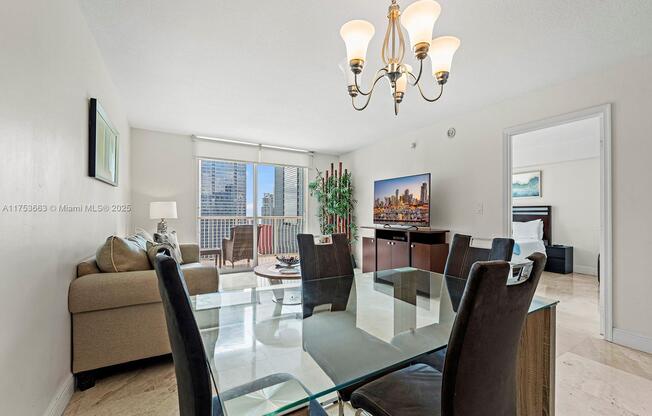 1200 Brickell Bay Dr