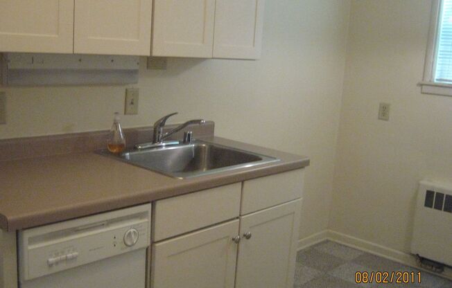 1 bed, 1 bath, $1,450