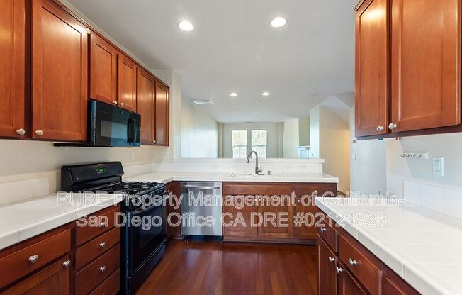 2702 BLACK GUM CT