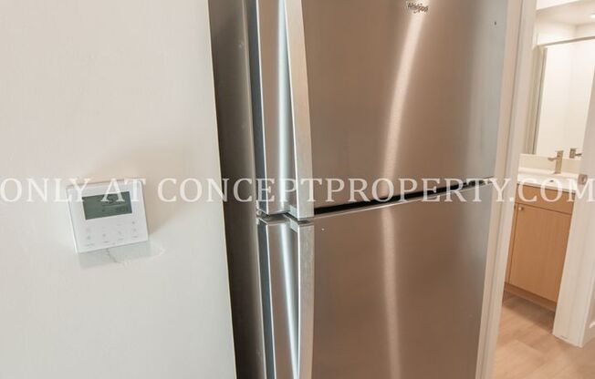 Studio, 1 bath, 300 sqft, $1,399, Unit 1-223