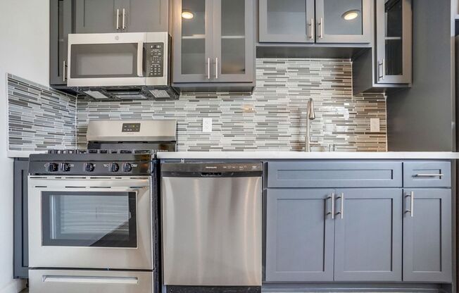 Studio, 1 bath, 262 sqft, $1,395, Unit #110