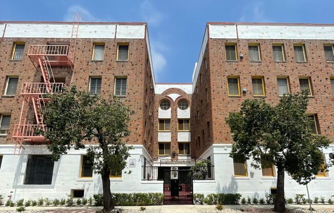 The Hannah on 9th- Where Historic Charm Meets Modern Edge in Koreatown!