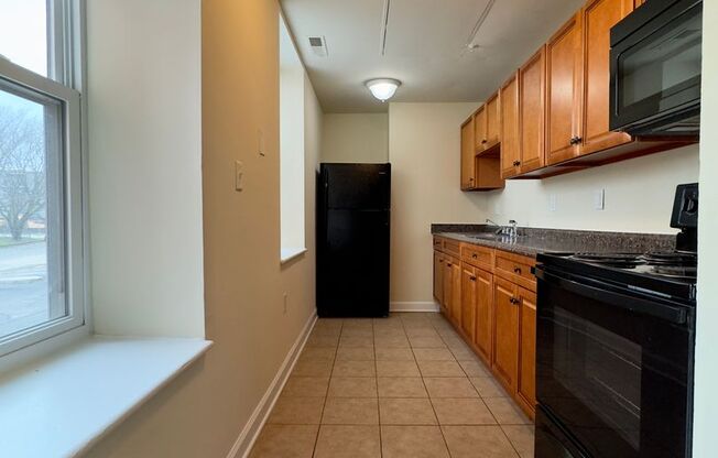 1 bed, 1 bath, 650 sqft, $1,250, Unit 405