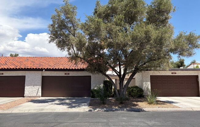 single-story townhouse 3-bedroom, 2-bath