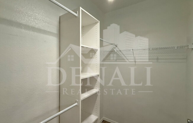 1 bed, 1 bath, 684 sqft, $1,295, Unit Unit 2026