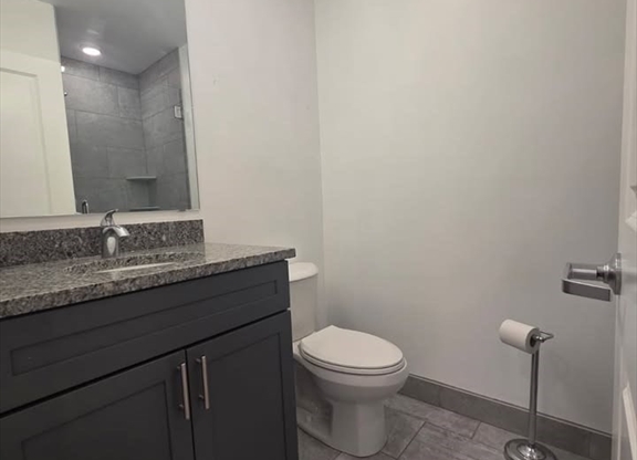 Studio, 1 bath, $1,595, Unit 204