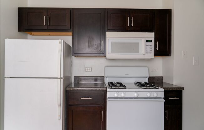 2 beds, 1 bath, 500 sqft, $1,675, Unit 3162-3