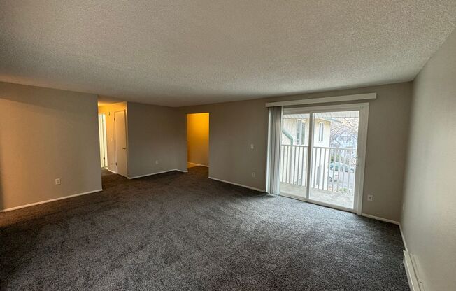 2 beds, 1 bath, 895 sqft, $1,050, Unit 1808 - 5