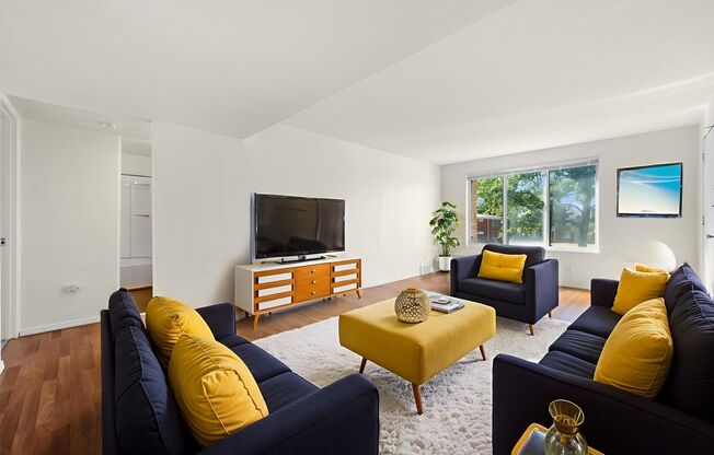 2 beds, 1 bath, 720 sqft, $1,175, Unit 4518C