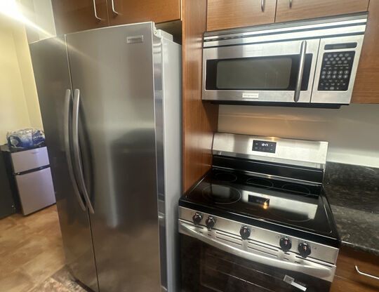 2 beds, 2.5 baths, 1,497 sqft, $4,500, Unit 213