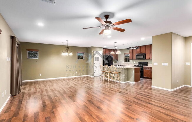 2873 E BINNER DR