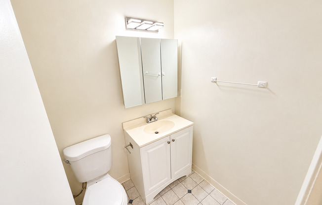2 beds, 2 baths, 1,100 sqft, $2,450, Unit 1