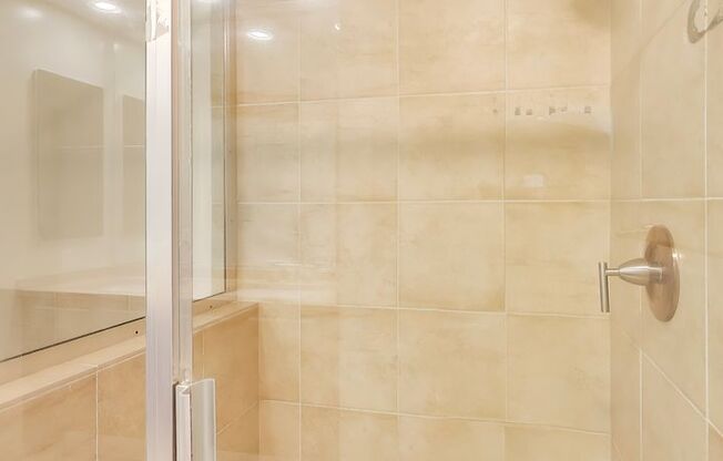 2 beds, 2 baths, $6,995