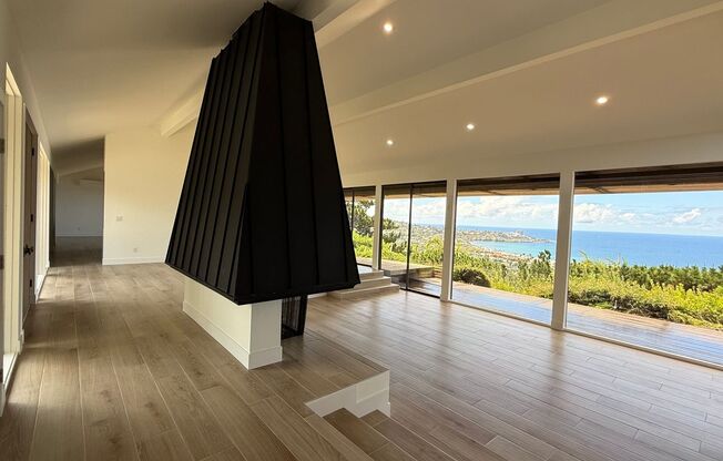 Newly Renovated 4 Bedroom Residence in La Jolla