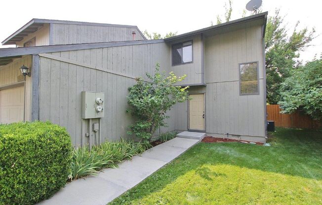 9495 9497 W EDNA ST