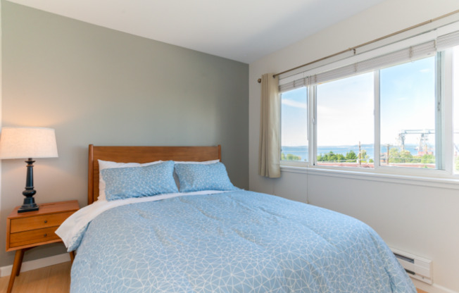 524 6th Ave W, Seattle WA 501