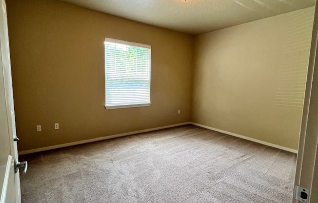 2 beds, 2 baths, 1,090 sqft, $1,600, Unit 523-07