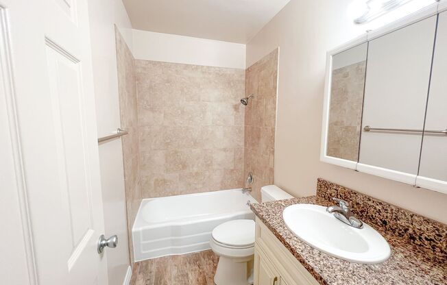 Modern 2-Bedroom Apartment in the Heart of Inglewood!