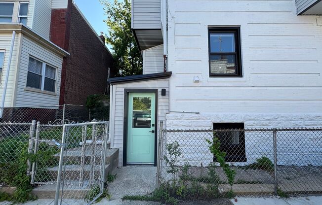 Luxurious 1-Bedroom Apartment in West Philadelphia! Available NOW!