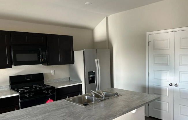 11901 KAMERON WAY