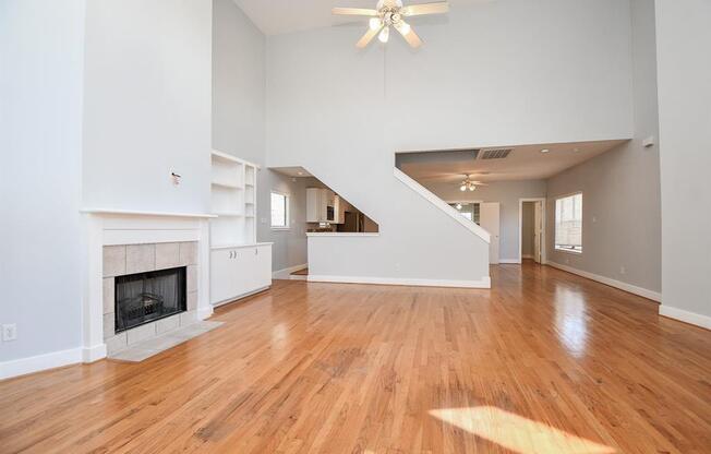 9711 MARLIVE LN
