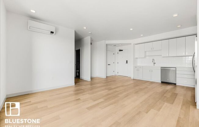 2 beds, 2 baths, 950 sqft, $2,199, Unit 202