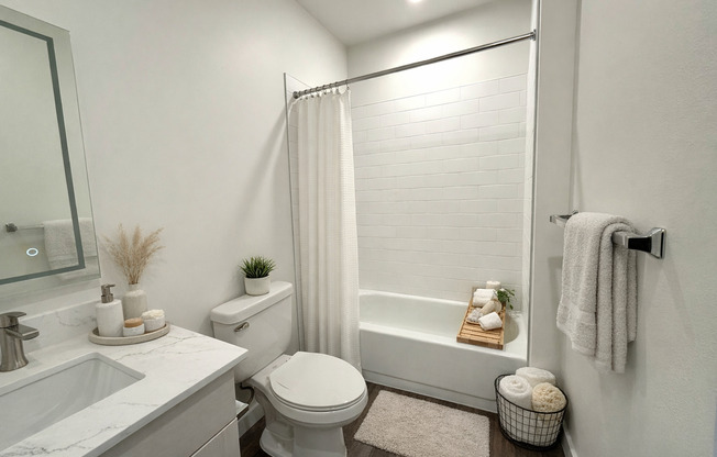 Studio, 1 bath, 278 sqft, $1,525, Unit 306