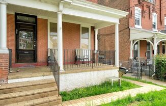 112 Haws Ave