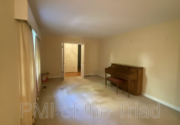 710 BELLINGHAM RD