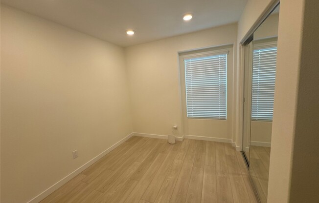1279 BONNET WAY
