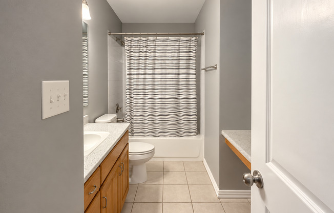 3 beds, 2 baths, $1,795