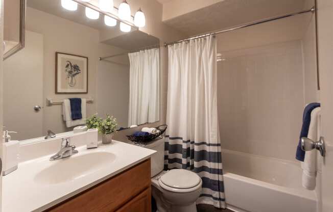 This is a picture of the bathroom in the 850 square foot, 1 bedroom, 1 bath apartment at Fairfield Pointe Apartments in Fairfield, Ohio.