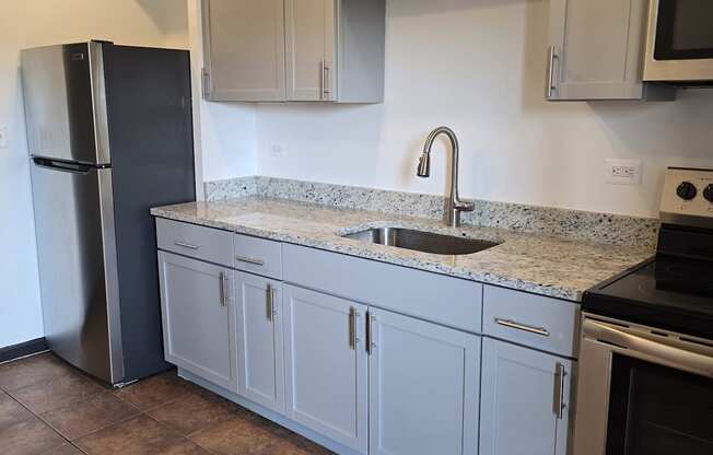 Welcome to 5609 S. Michigan