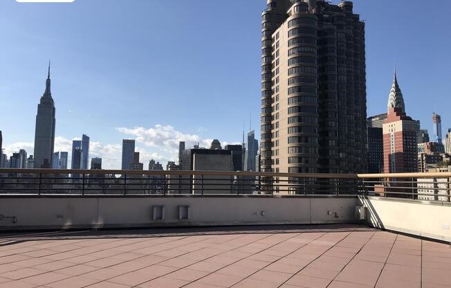 2 beds, 2 baths, 1,000 sqft, $6,500, Unit 25K