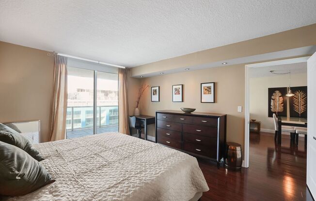 1 bed, 1 bath, $3,200