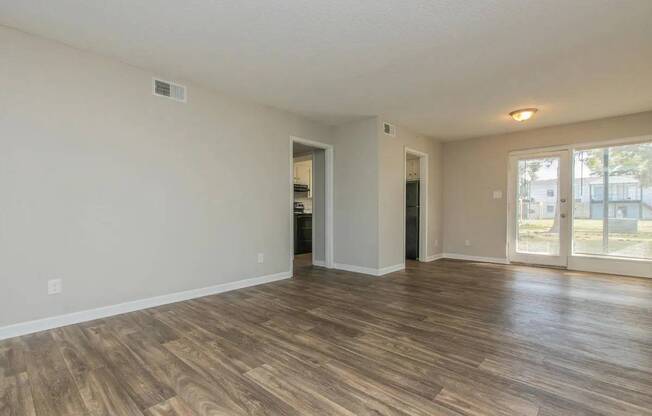 2 beds, 2 baths, 1,050 sqft, $1,275